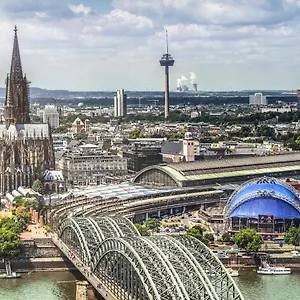 Hotel Express Cologne By Ihg